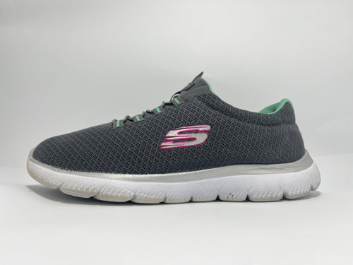 Skechers
