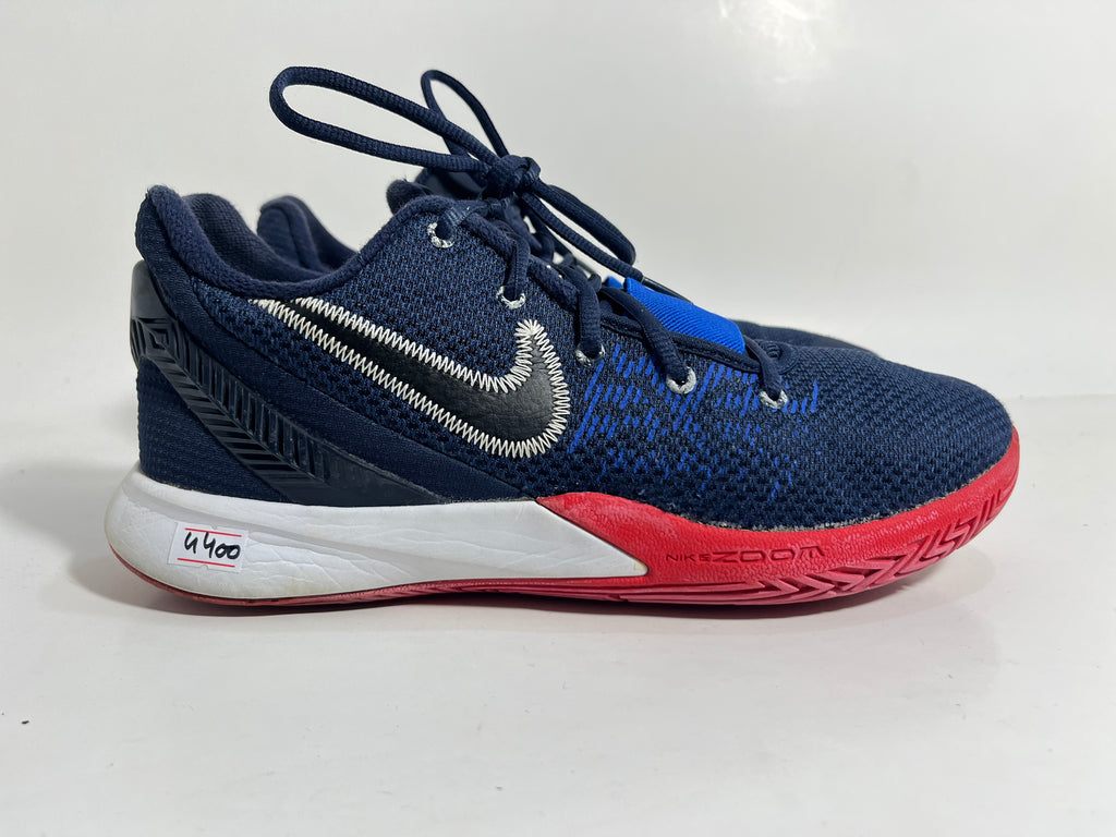 NIKE KYRIE FLAYTRAP ll